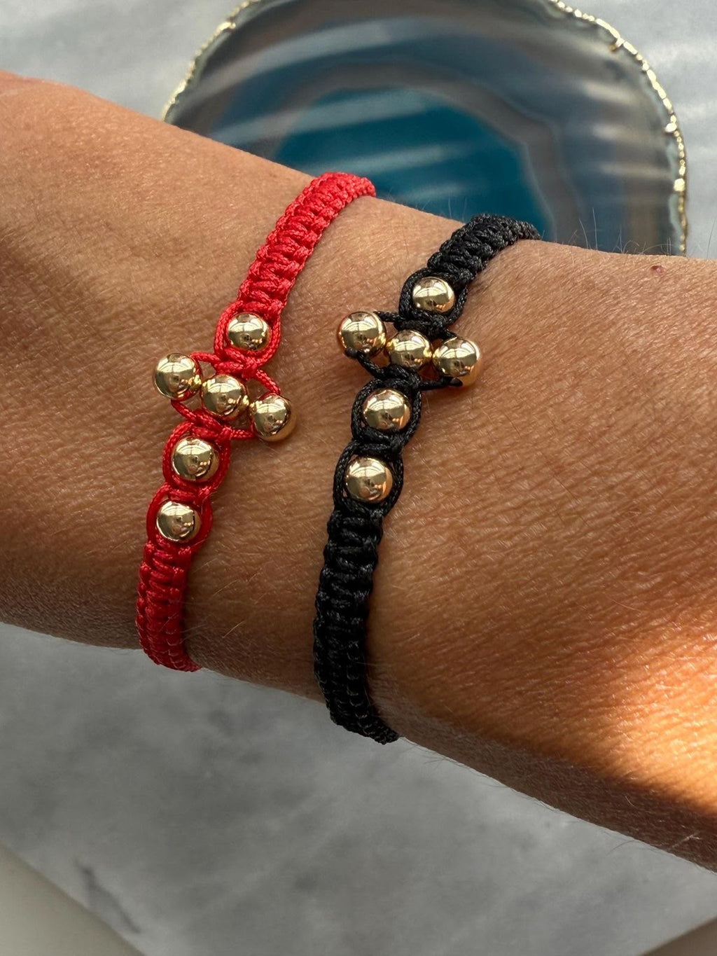Pulsera en Pareja Cruz con Balines Lisos 4 mm – Oro Laminado 18K